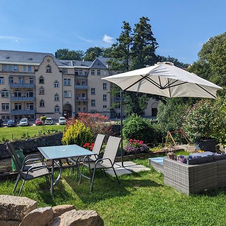 Famzi - Urlaubsmagie - Familienwohnung Mit Gemeinschaftsgarten, -Sauna & -Pool Sebnitz Exteriör bild