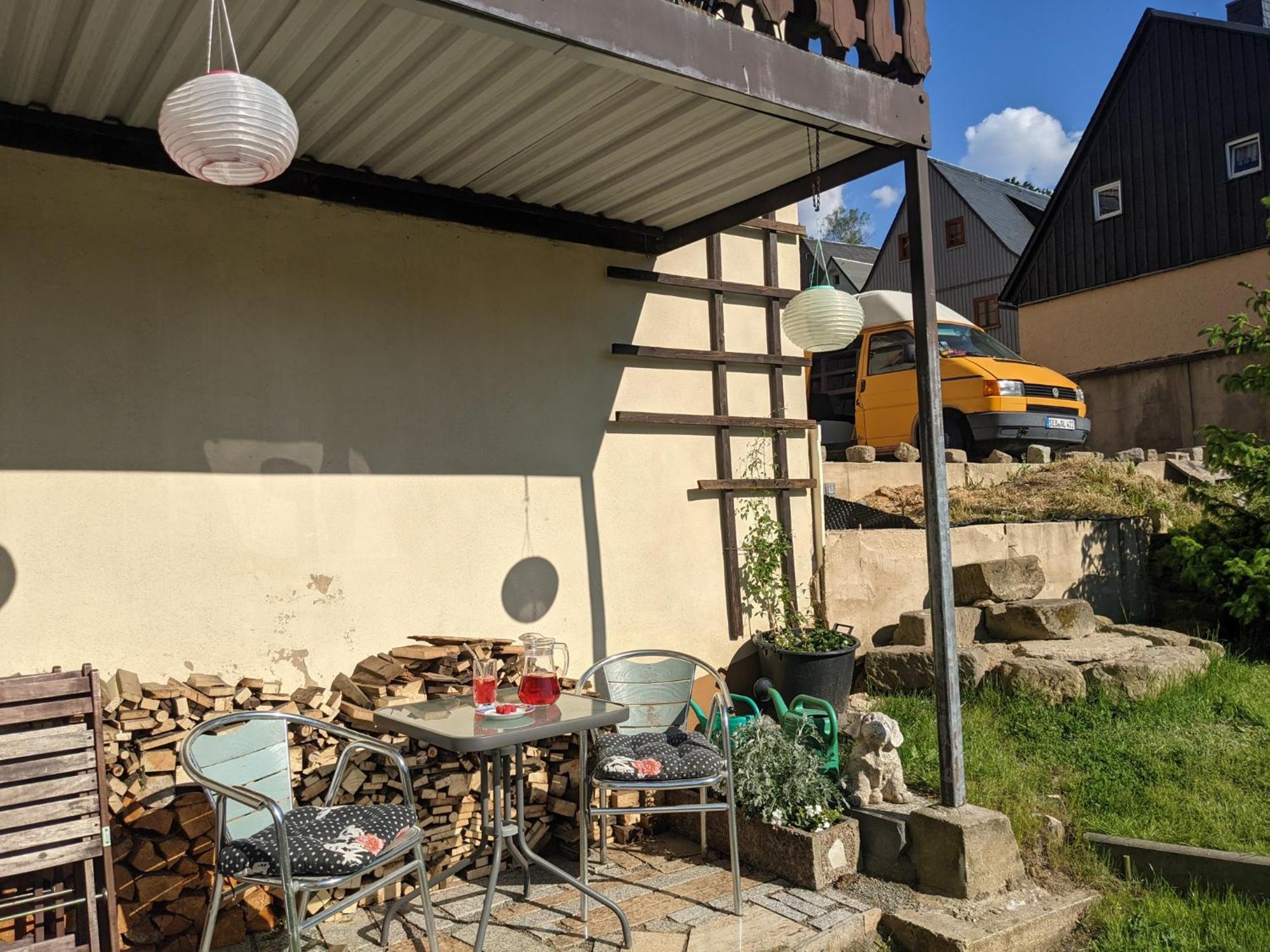 Famzi - Urlaubsmagie - Familienwohnung Mit Gemeinschaftsgarten, -Sauna & -Pool Sebnitz Exteriör bild