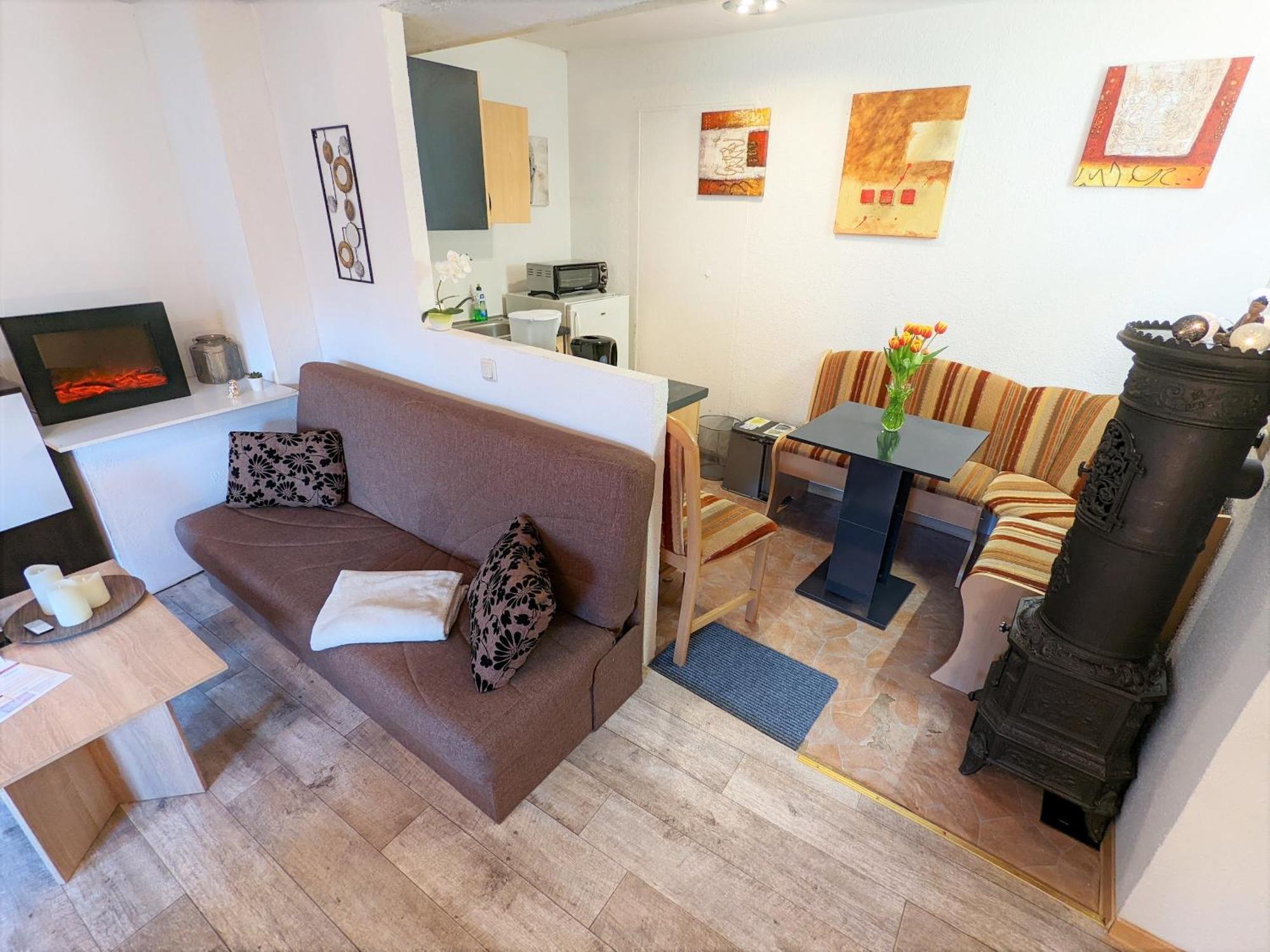 Famzi - Urlaubsmagie - Familienwohnung Mit Gemeinschaftsgarten, -Sauna & -Pool Sebnitz Exteriör bild