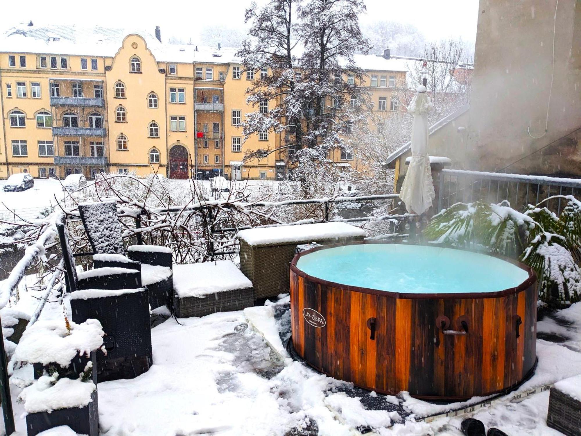 Famzi - Urlaubsmagie - Familienwohnung Mit Gemeinschaftsgarten, -Sauna & -Pool Sebnitz Exteriör bild